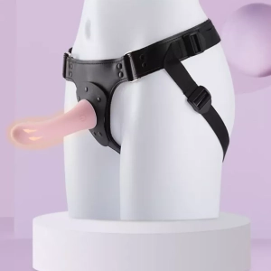 WEARABLE LIQUID SILICONE DILDO